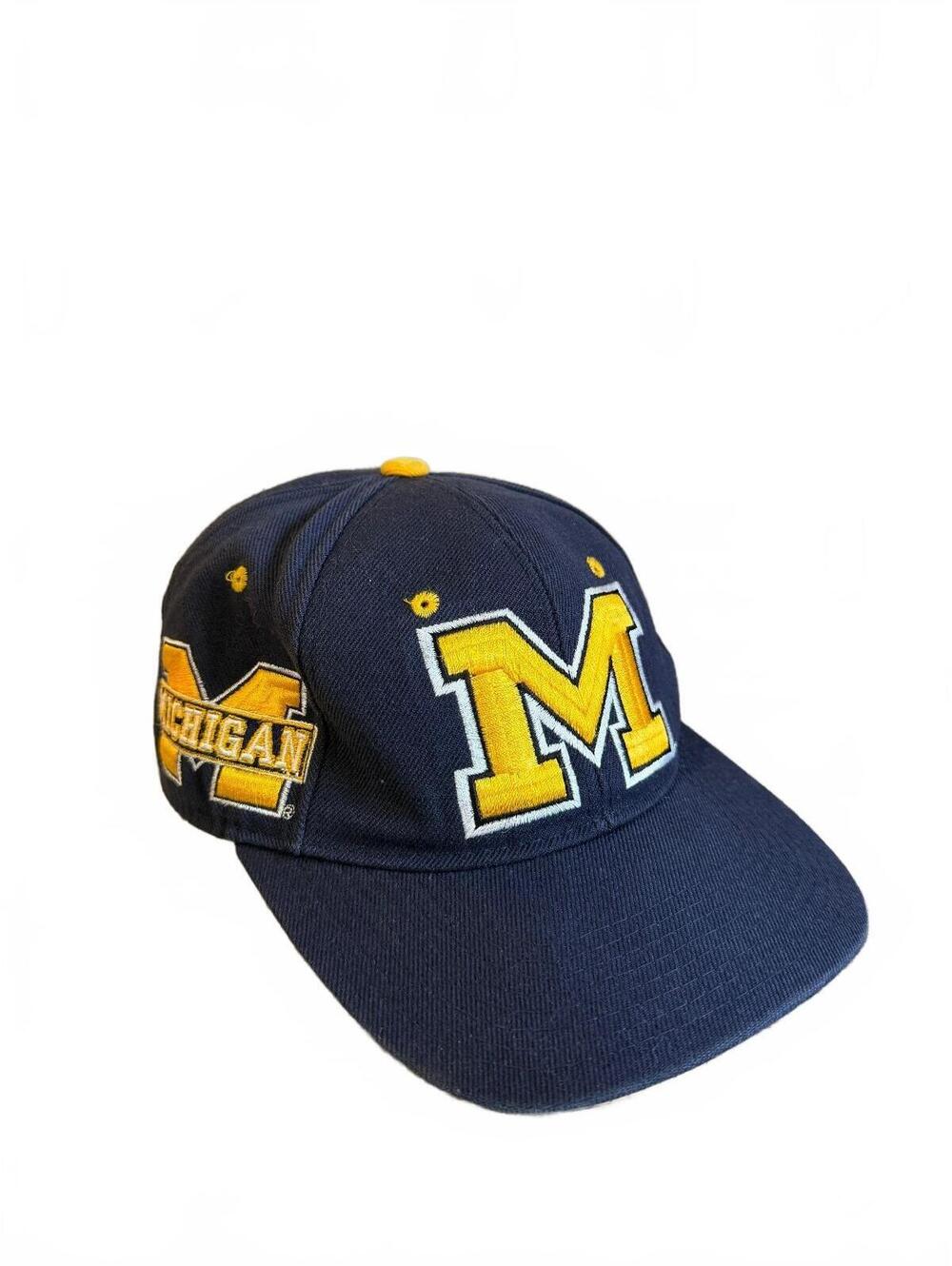 Michigan Wolverines Fitted Hat Size 6 3/4